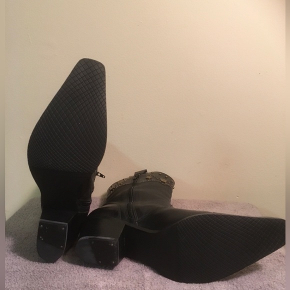 Low cut black cowboy boots - Picture 4 of 4